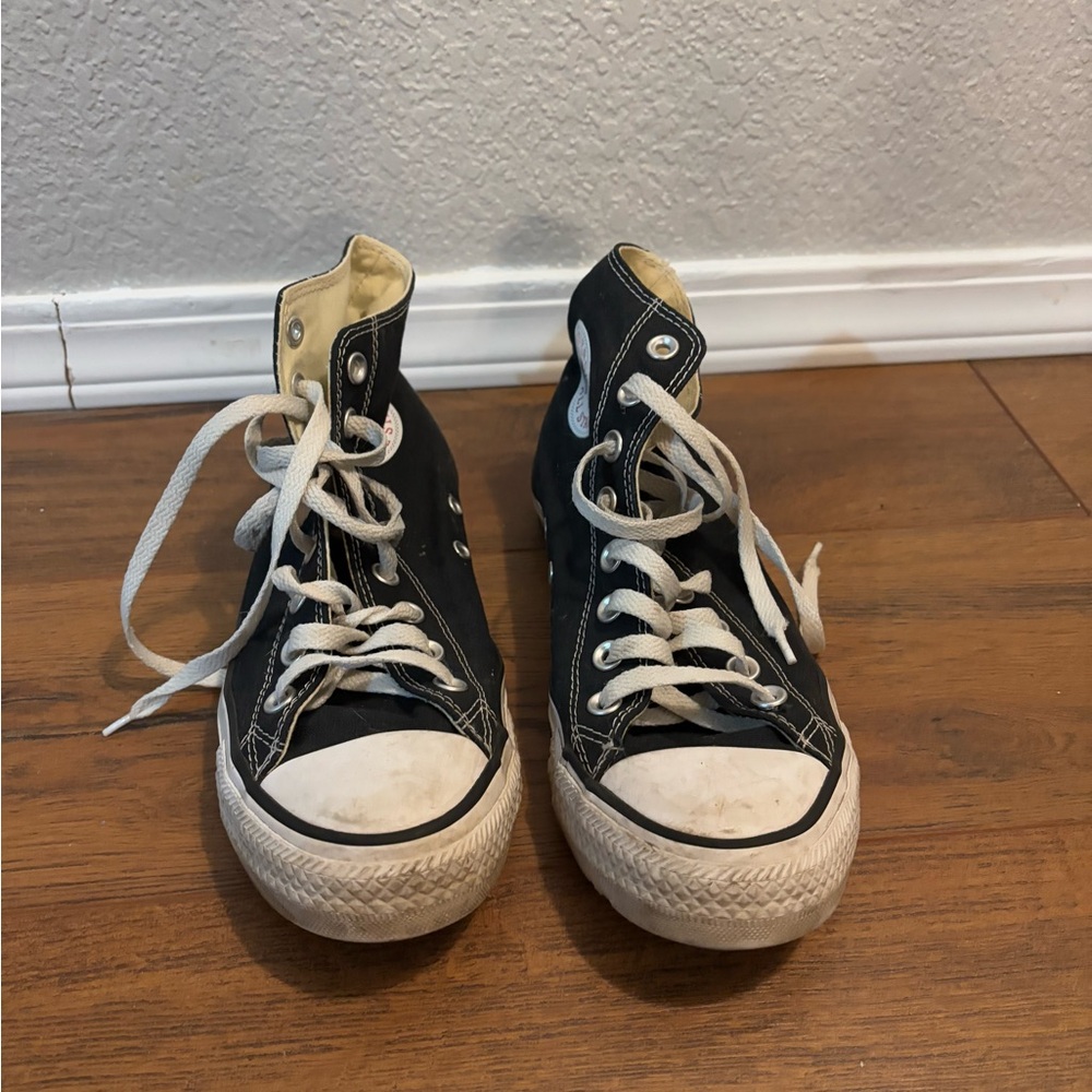 Black converse high tops